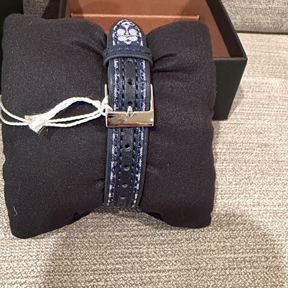 Coach Silver Dial with Blue Patterned Strap Watch - Picture 5 of 5
